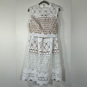 NEW MINISTRY OF STYLE DEMURE SET.